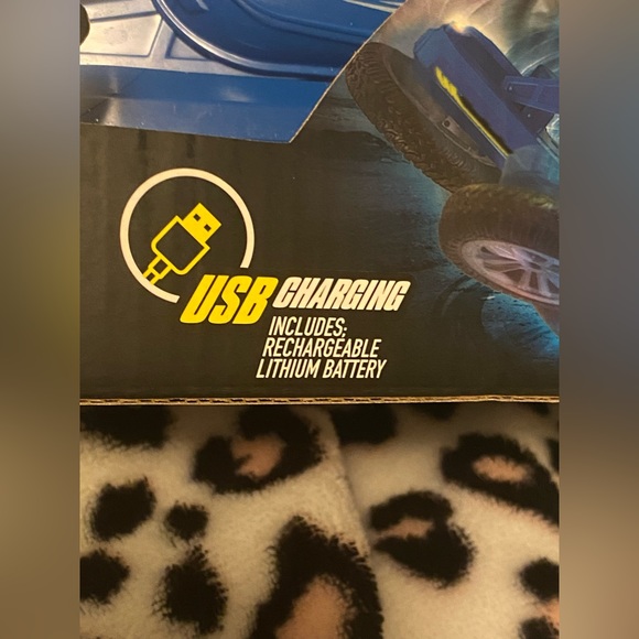 🏁🚘-Turbo Twister Hyper Spin Remote Controlled Car-🚘🏁 - Picture 5 of 12